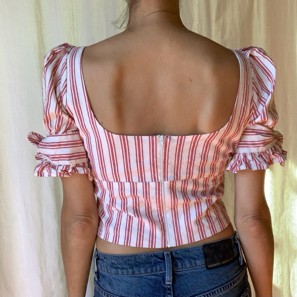 Stone Cold Fox Striped Sweet Heart Crop Top - Picture 3 of 13